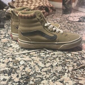 Vans Kids Sneakers in Tan and Black
